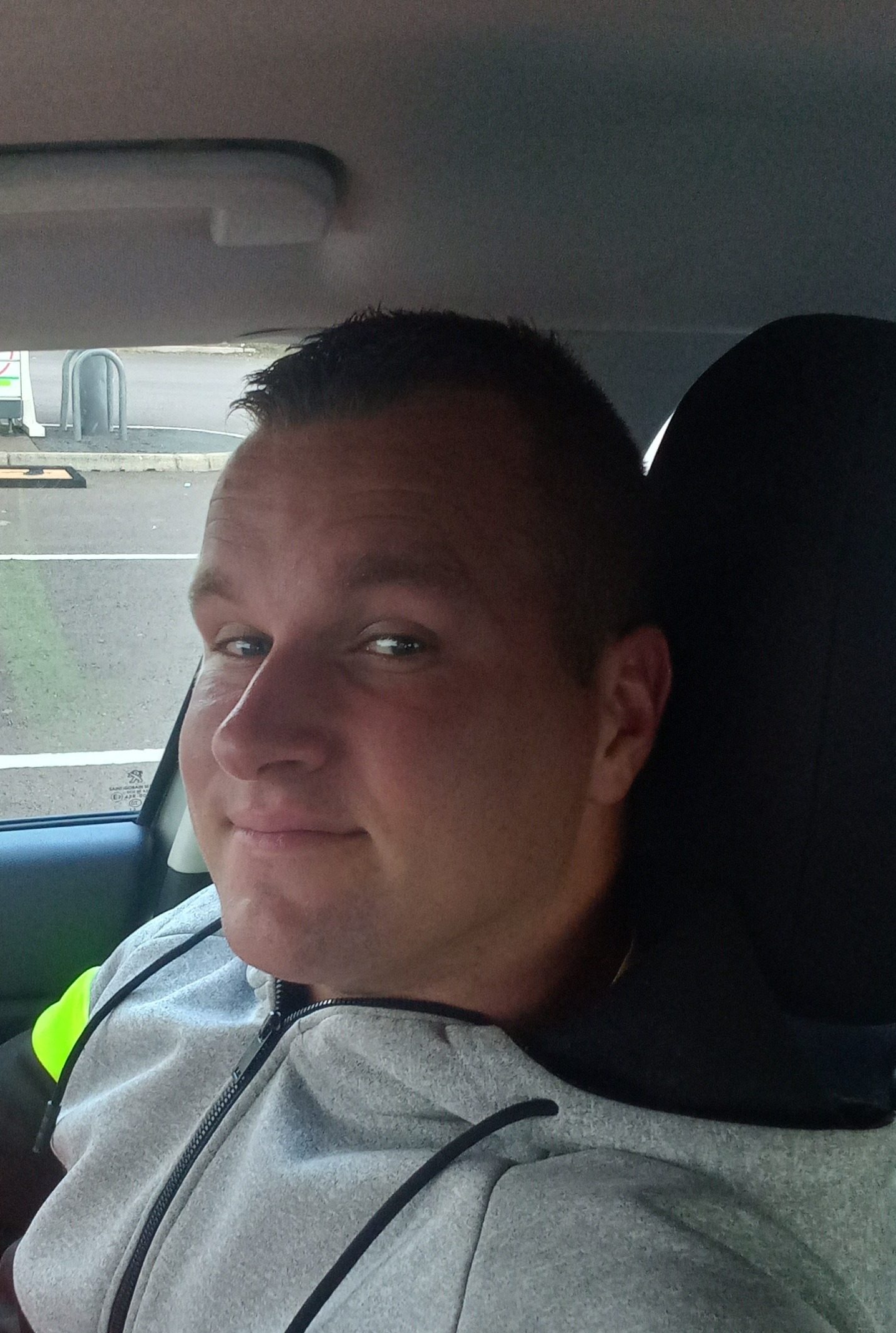 Konrad - Juprelle - Liège | Plan Cul